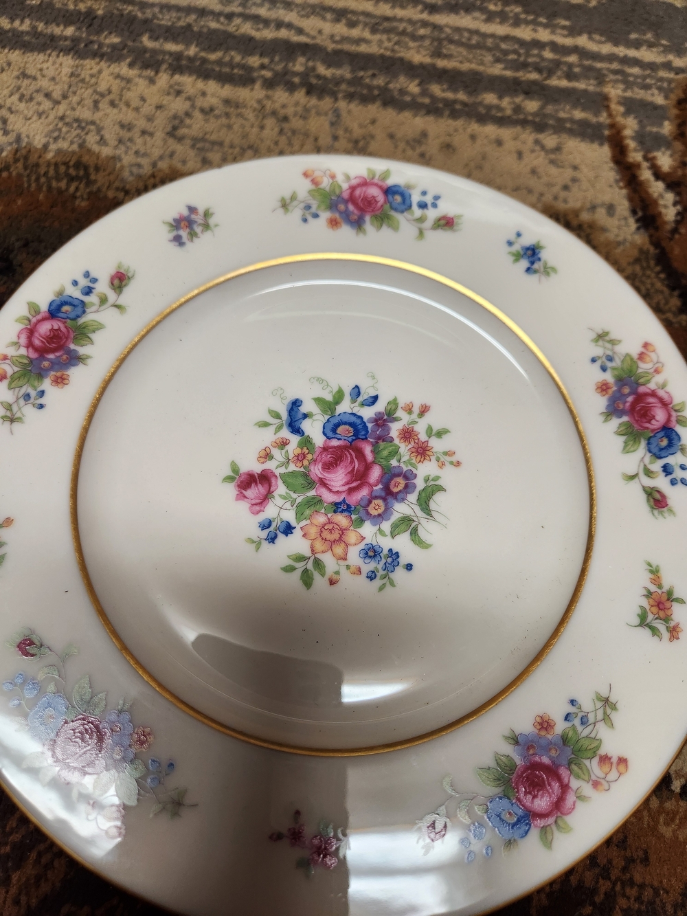 Lenox 6 White Dessert Plate with Pink & Blue Floral Bouquet and Gold Trim - Picture 11 of 15